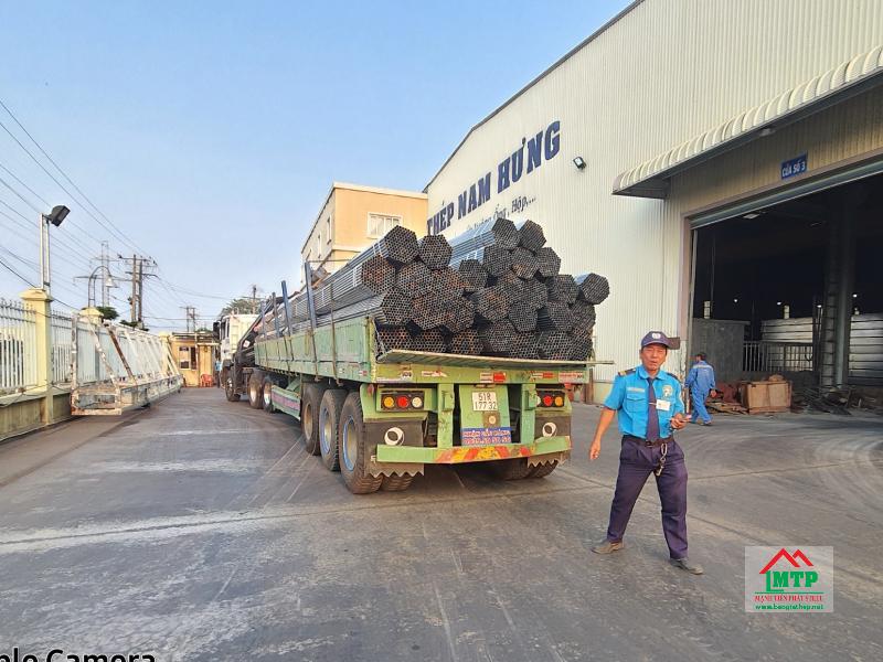 Ống thép phi 27 được Tôn Thép MTP nhập trực tiếp từ nhà máy Nam Hưng, không qua trung gian
