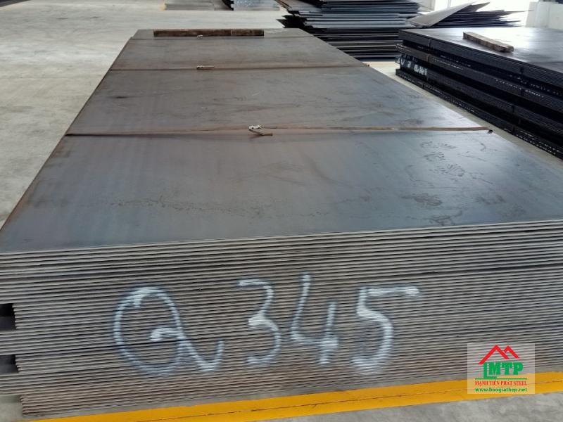 Thép tấm Q345 là một loại thép cường độ cao, chịu lực, chiu kéo, chịu mài mòn tốt hơn thép carbon