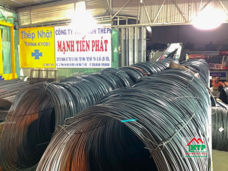 Thép cuộn luôn có sẵn trong kho của Tôn Thép MTP