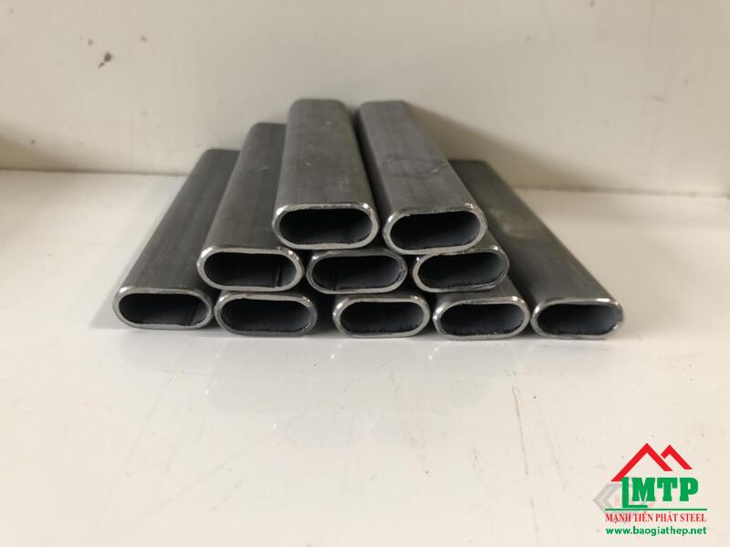 Kích thước đa dạng, được gia công ứng dụng nhiều trong nội thất trang trí