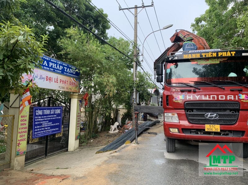 Cung cấp 3 tấn thép Hòa Phát cho dự án xây dựng tòa nhà văn phòng FLC Twin Towers tại quận Cầu Giấy.