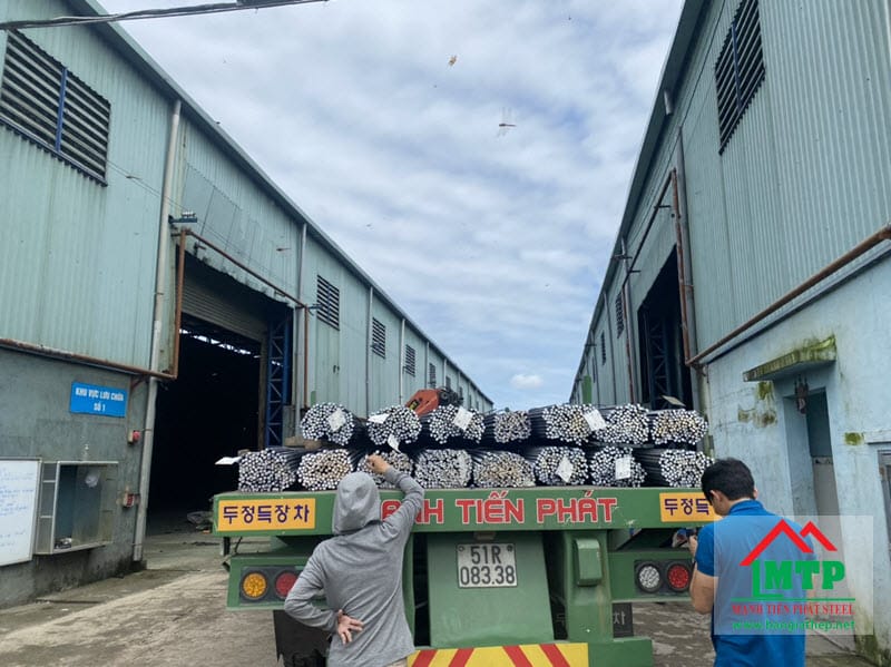 Đại lý Tôn Thép Mạnh Tiến Phát cung ứng thép xây dựng chính hãng, uy tín