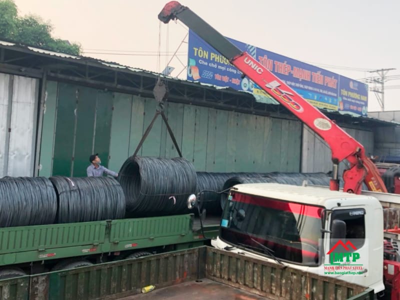 Đại lý thép Việt Mỹ chính hãng, giá tốt, đa dạng loại thép - Tôn Thép Mạnh Tiến Phát