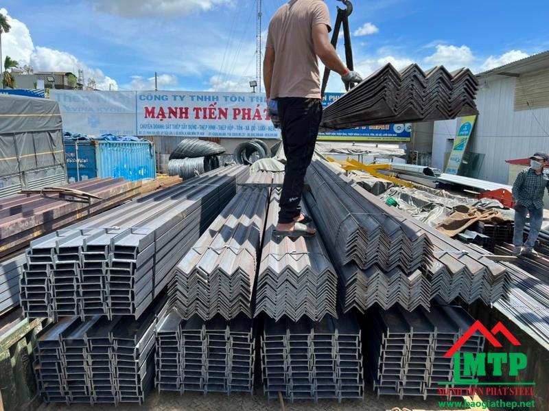 Tôn Thép MTP cung ứng thép V chính hãng Miền Nam, Việt Nhật...