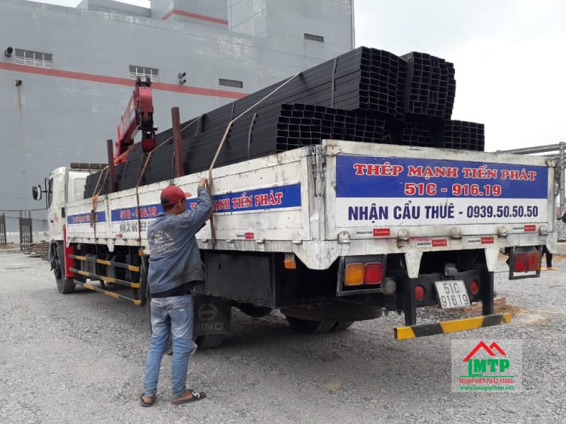 Cung cấp 500 cây thép hộp đen cho công trình sửa chữa xưởng may Công ty Liên Phương tại Quận 9