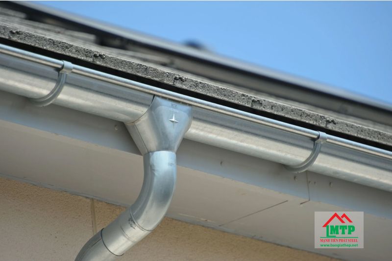 Máng xối inox 304