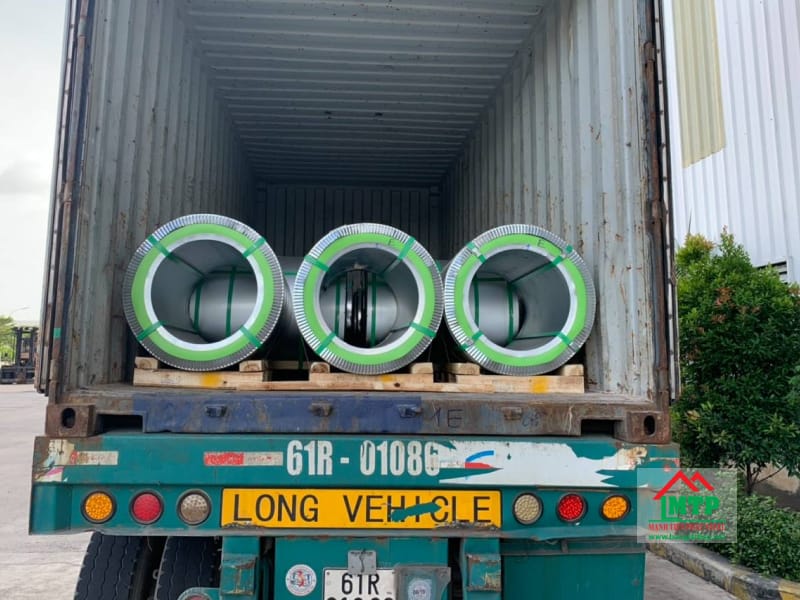 Cung cấp 5 cuộn tôn kẽm màu Nam Kim cho xưởng sản xuất cửa cuốn tại Bình Chánh
