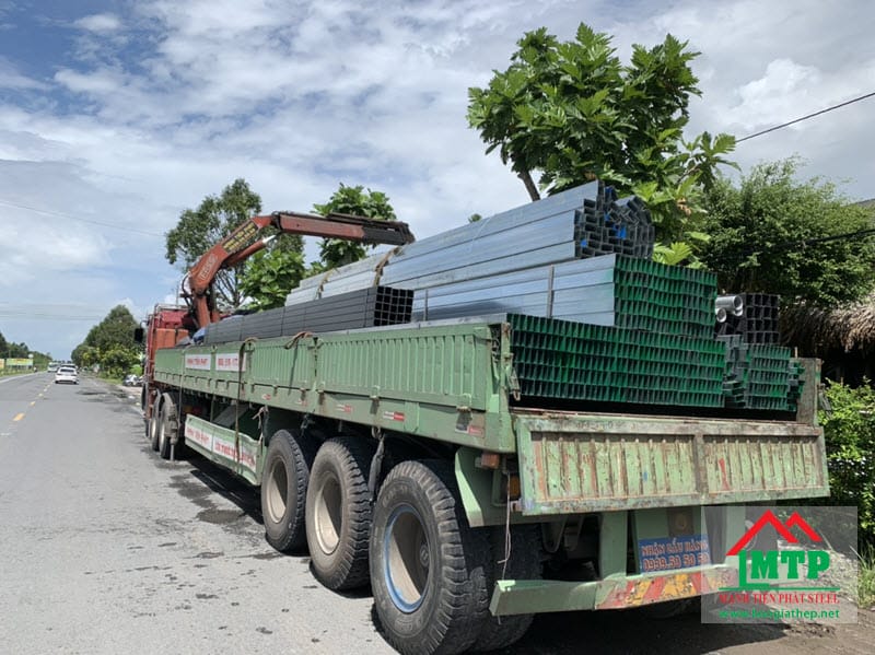 Cung cấp 50 tấn thép hộp chữ nhật đen ASIA cho dự án xây dựng nhà kho logistics tại Khu công nghiệp VSIP Bắc Ninh.