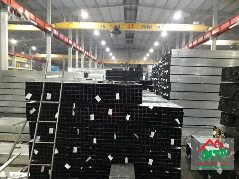 Cung cấp 3 tấn thép hộp chữ nhật mạ kẽm ASIA cho dự án làm khung nhà kính trồng rau sạch công nghệ cao.
