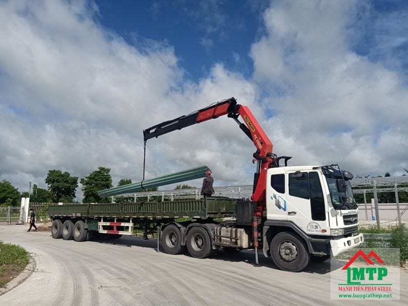 Cung cấp 50 tấm tôn lợp Nam Hưng cho dự án nhà ở xã hội tại KCN Mỹ Phước 3, Bình Dương.