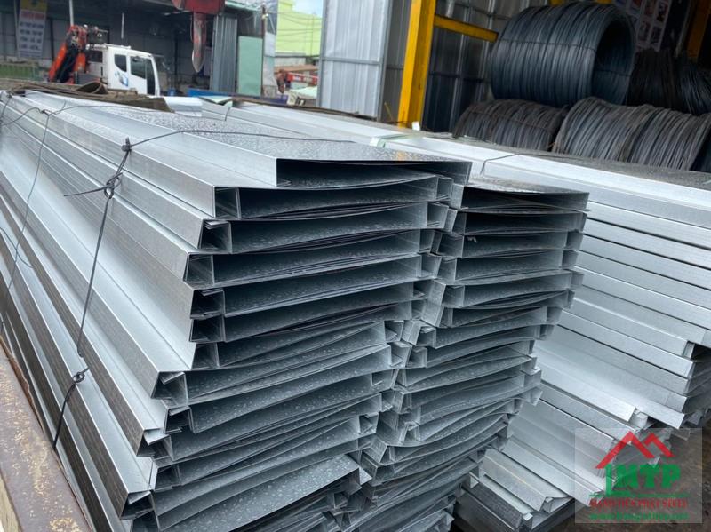 Máng tôn mạ kẽm Hoa Sen