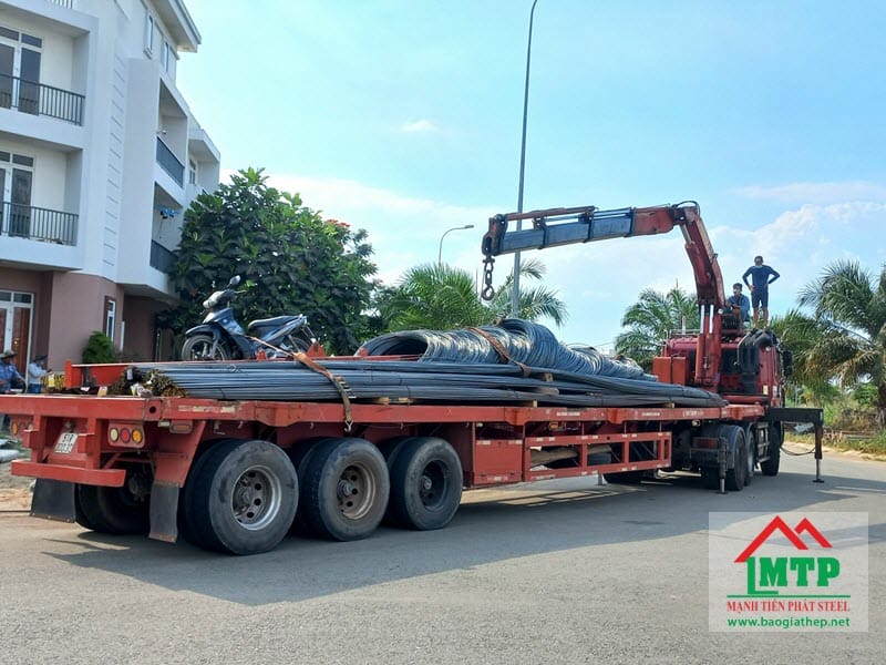 Cung cấp 18 tấn thép cây gân cho công ty CODA ở KCN Thuận Đạo, Bến Lức, Long An