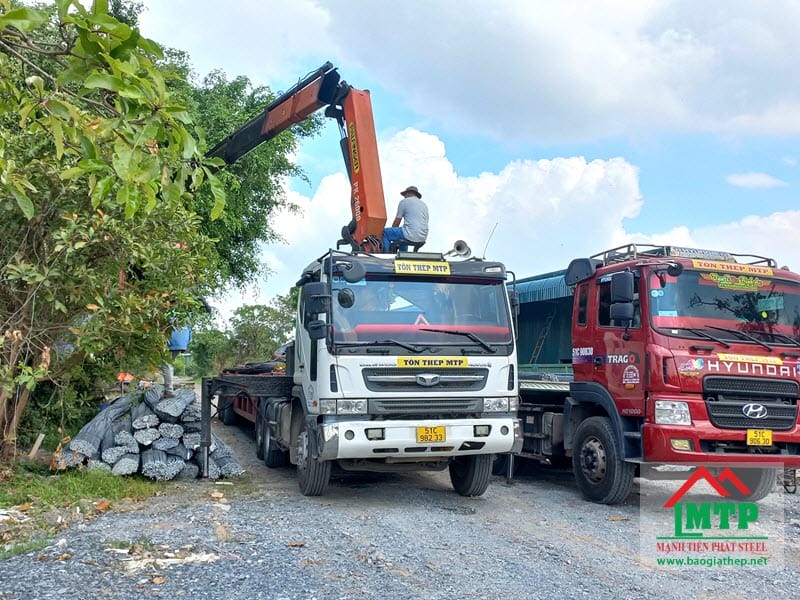 Cung cấp 12 tấn thép xây dựng cho công trình xây dựng trường mầm non tại phường An Lộc, Quận 12