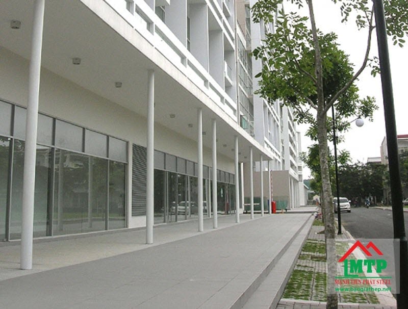 Thi công làm cột chống công trình khu dân cư