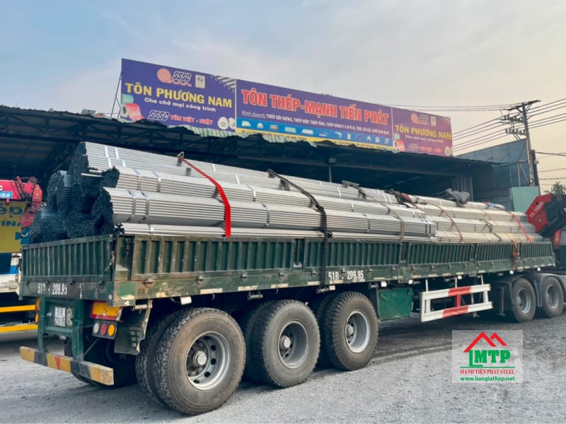 Cung cấp 500 ống thép mạ kẽm Nhật Quang đến xưởng cơ khí Dương Huy tại Củ Chi