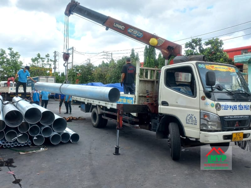 Cung cấp 100 cây thép ống mạ kẽm nhúng nóng Nhật Quang cho nhà máy lọc nước Bình Hưng