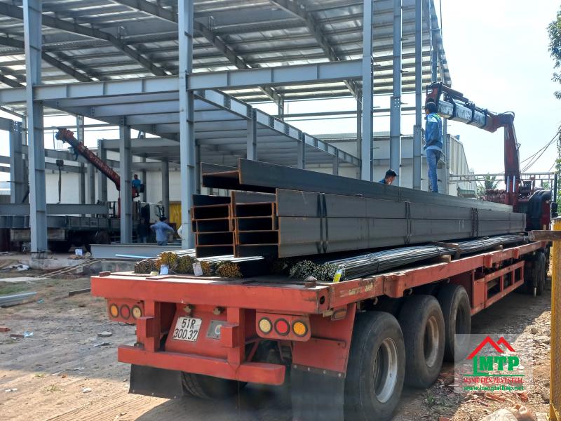 Nhà xưởng sản xuất tại Bình Dương sử dụng dầm I400 Posco chịu tải lớn