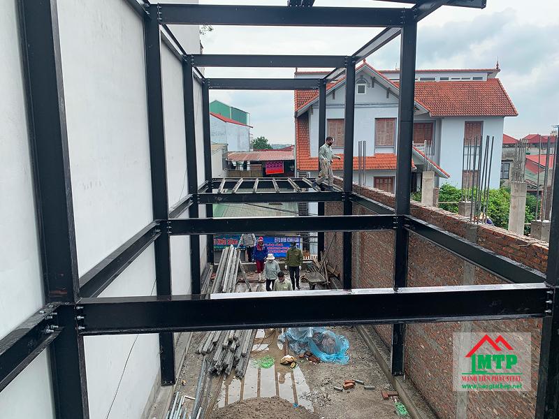 Khung kết cấu nhà tiền chế dân dụng gia công từ thép hình H125 và một số vật liệu khác