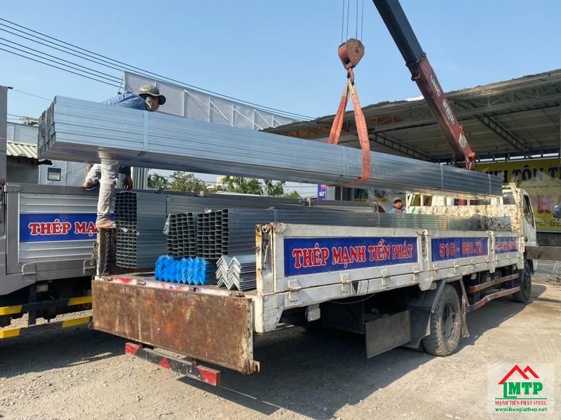 Tôn Thép MTP đảm bảo giao sắt hộp 80x80 đúng hẹn, nhanh chóng tại HCM, miền Nam