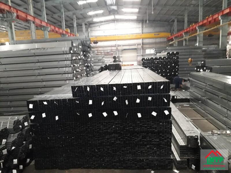 Sắt hộp đen 15x30