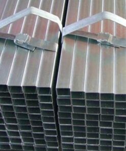 Thép hộp mạ kẽm 40x40 Hoa Sen có bề mặt sáng bóng, chống ăn mòn tốt, nên phù hợp với các ứng dụng nội thất