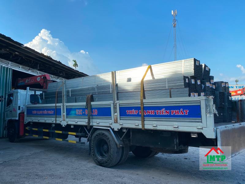 Mua thép hộp 13x26 Hoa Sen chính hãng tại Tôn Thép MTP, cam kết chất lượng, giá tốt