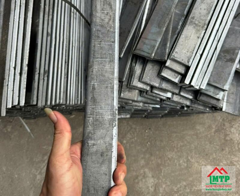 Kinh nghiệm gia công thép la đen cho công trình
