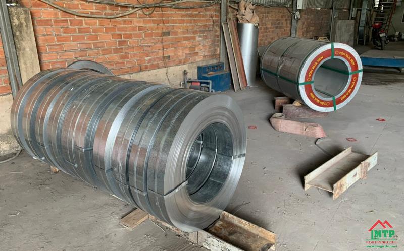 Các loại nguyên liệu được gia công xả băng tại Tôn Thép MTP